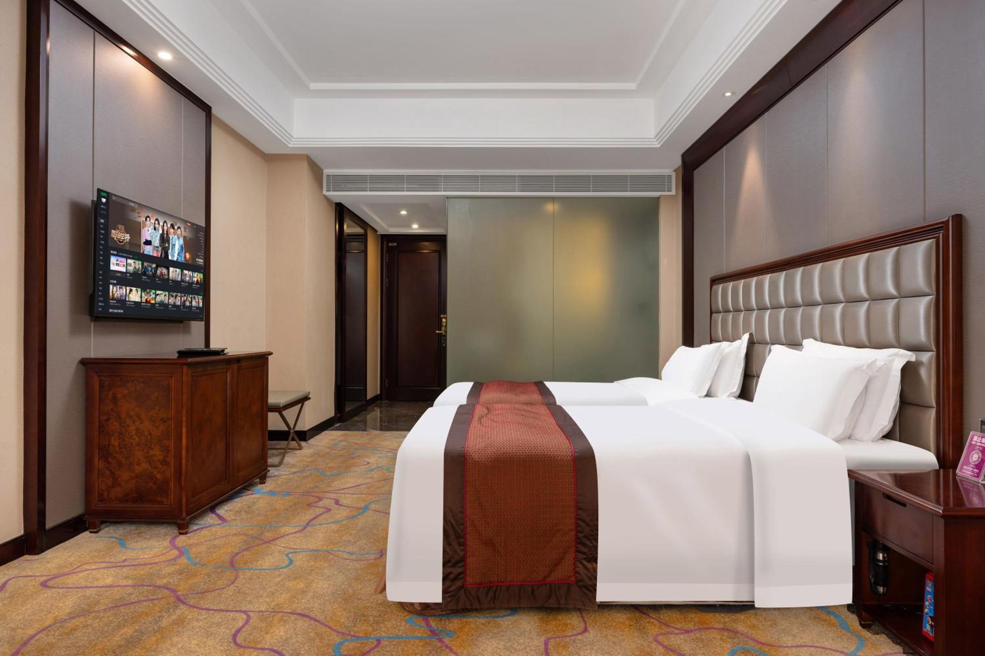 Shenzhen Baohengda International Hotel Екстериор снимка