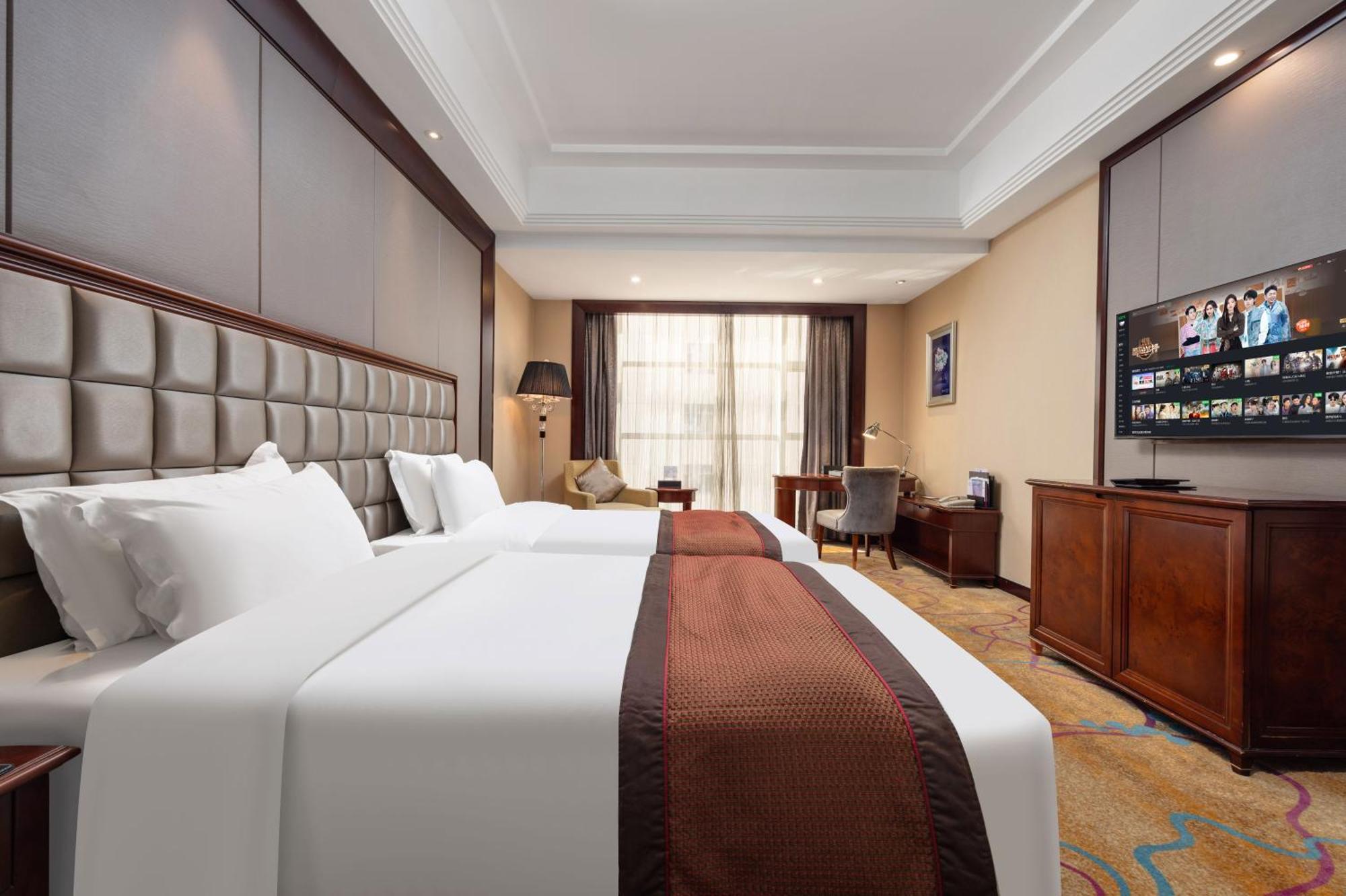 Shenzhen Baohengda International Hotel Екстериор снимка