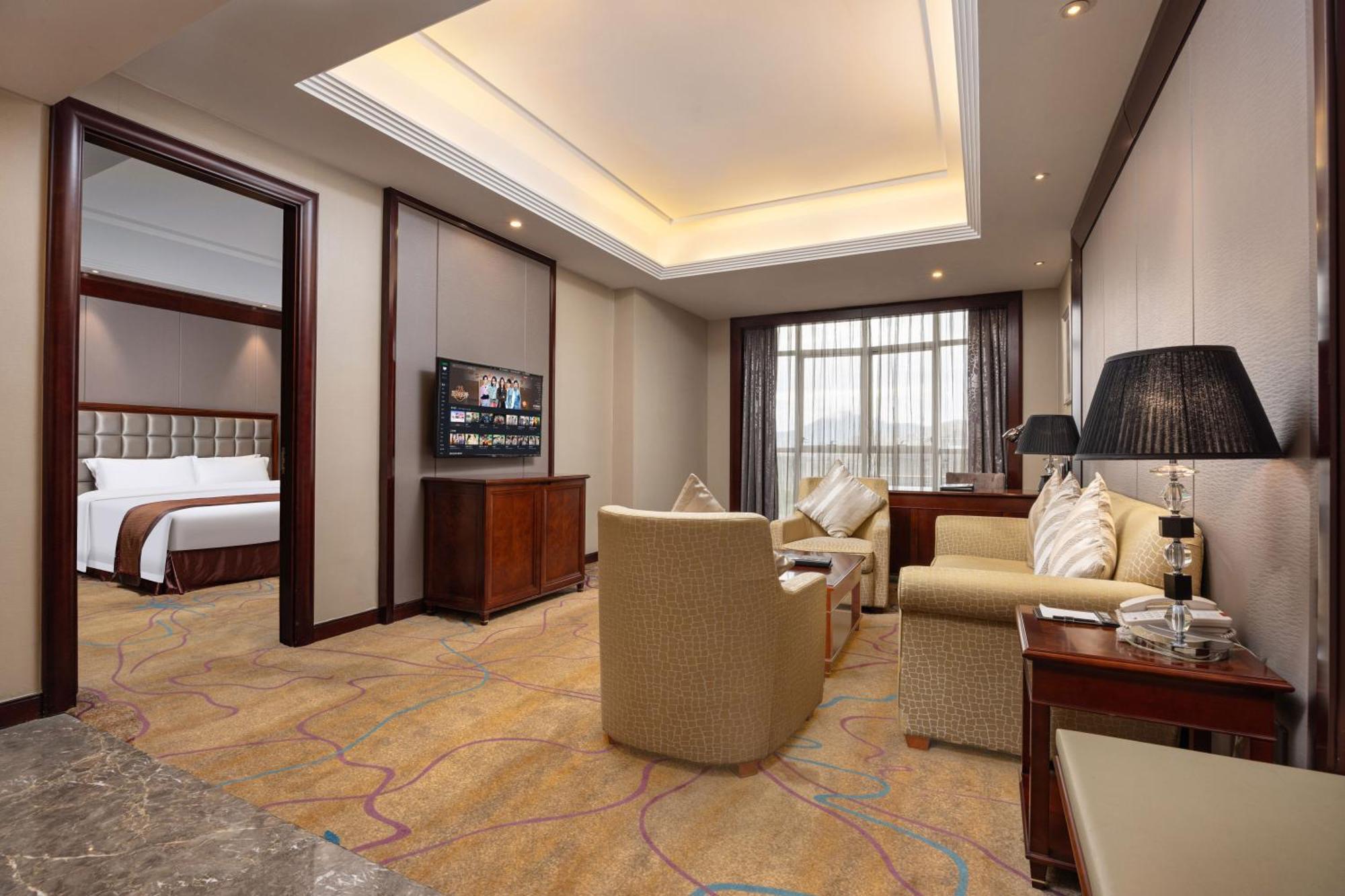 Shenzhen Baohengda International Hotel Екстериор снимка