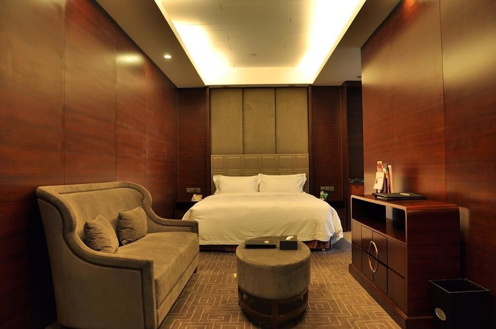 Shenzhen Baohengda International Hotel Екстериор снимка